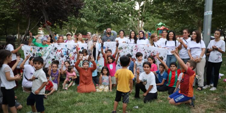 Kürtçeye yönelik saldırılara karşı dil ve sanat atölyesi düzenlendi