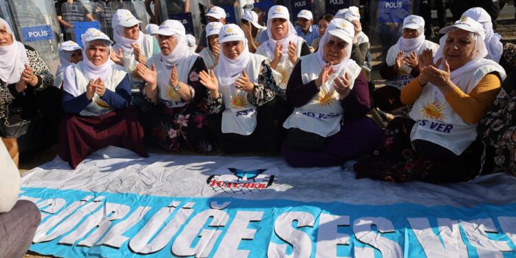 ‘Özgürlüğe Ses Ver’ eylemleri sürüyor