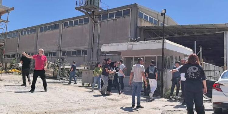 Kimyasal gazdan zehirlenen 11 işçi hastaneye kaldırıldı