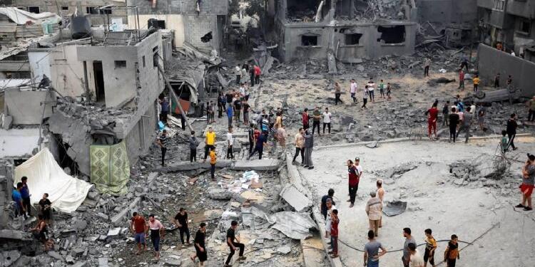 İsrail’in vurduğu okulda en az 80 kişi hayatını kaybetti