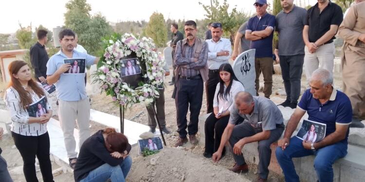 Özgür basın emekçisi Hêro Bahadîn son yolculuğuna uğurlandı