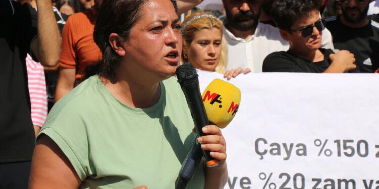 CarrefourSA işçileri Sabancı Holding önünde eylemde