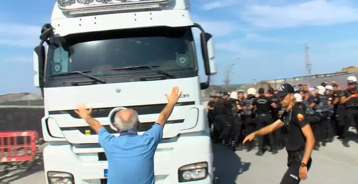 Sultangazi’de taş ocağı protestosu: Çok sayıda gözaltı var