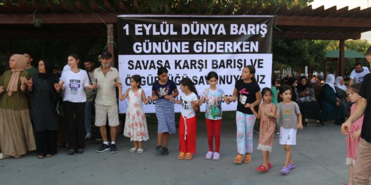 ‘Barışı inşa etmek isteyenler tecridi kaldırsın’