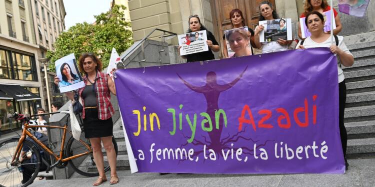 Kadın katliamları Lozan’da protesto edildi