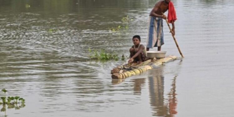 Muson yağmurları felakete döndü