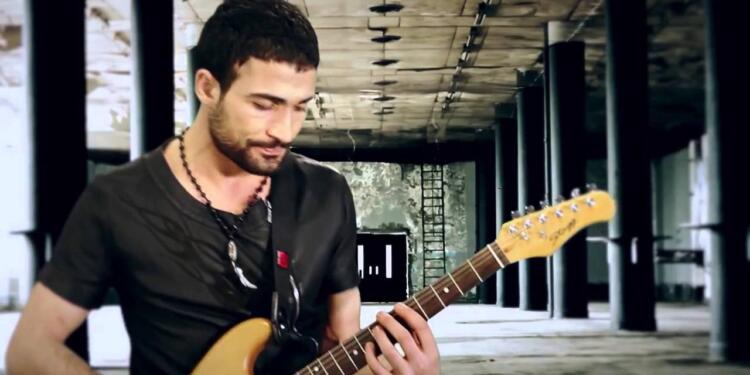 Hücredeki tutsak Benli’nin kitaplarına el konuldu