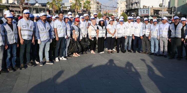 Cizîr Belediyesi ‘Cizre’mi seviyorum kirletmiyorum’ kampanyası başlattı