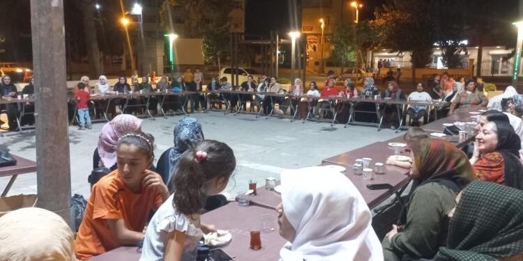 Curnê Reş’te kadınlar sorunları ve çözümü tartıştı