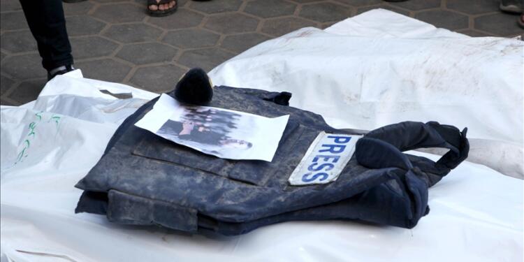 İsrail saldırısında bir gazeteci katledildi