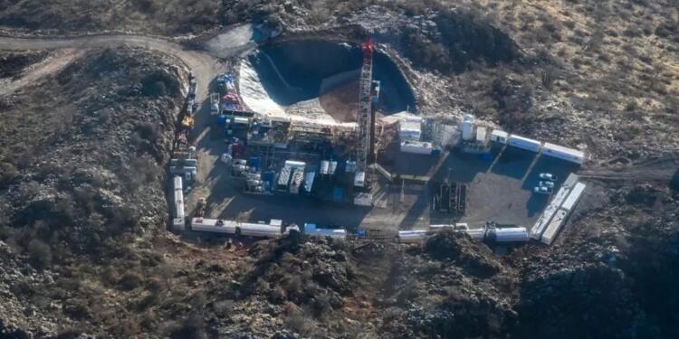 Gabar Dağı yağmalanarak yok ediliyor