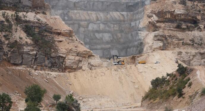 Geliyê Godernê yok ediliyor!