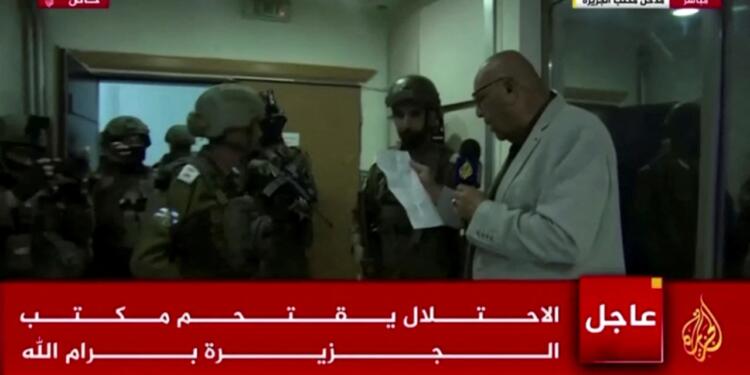 İsrail’den Ramallah’taki Al Jazeera ofisine silahlı baskın