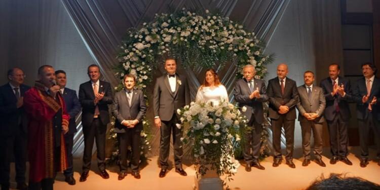 BDDK müdürü evlendi: Bankalar takı kuyruğunda, şahitler Soylu ve MHP