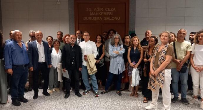 Yazar Ekinci’nin davası mütalaa hazırlanması için ertelendi