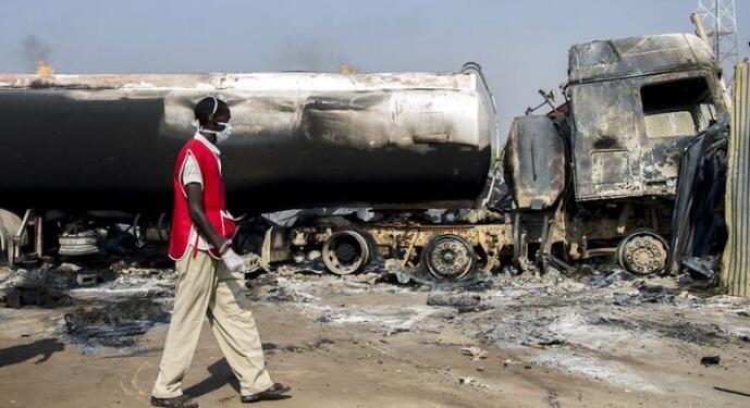 Nijerya’da tanker kazası: 48 kişi öldü