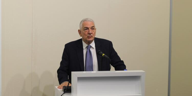 ‘Gruplar Esad’la el sıkışmaya şiddetle karşı’