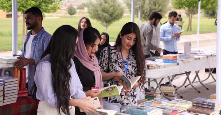 ‘Kitap okumak kültürümüz olmalı’