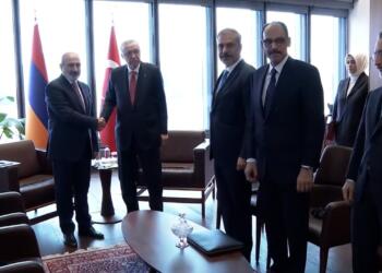 Erdoğan ile Paşinyan normalleşme ve Barış Kavşağı’nı görüştü