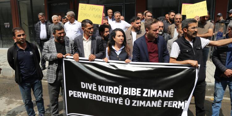 Agirî’de anadilde eğitim yürüyüşü: 100 yıllık sorun sürüyor