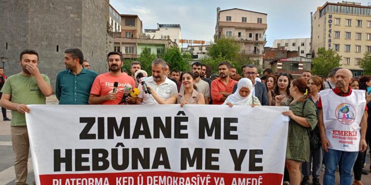 Kürt dil kurumlarına baskın protesto edildi: Bu mücadele asla durmayacak