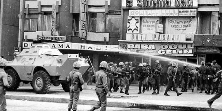 44 yıl geçti: Türkiye şuan 12 Eylül’ün de gerisinde