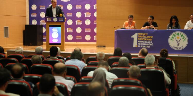 DEM Parti Örgütlenme Konferansı: Güçlü bir örgütlenme güçlü bir parti demek