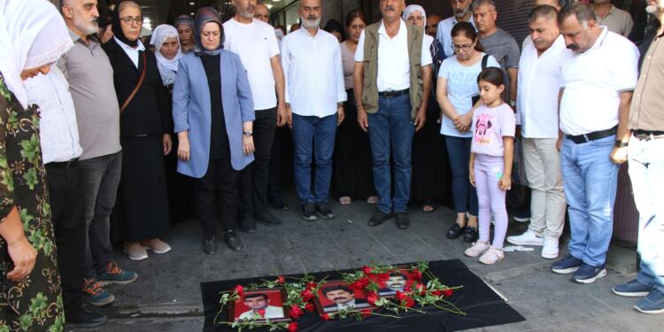 Sincar ve Özdemir katledildikleri yerde anıldı