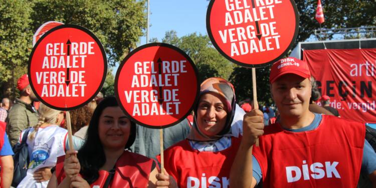 Saraçhane’de işçi buluşması: Vergide adalet istiyoruz