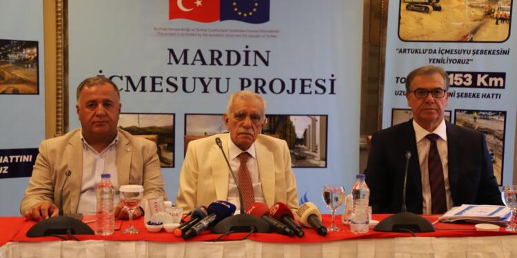 Ahmet Türk: Belediyeyi çalışamaz hale getirmeye çalışıyorlar