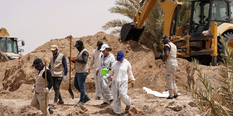 Musena’da Kürtlerin bulunduğu toplu mezar açıldı