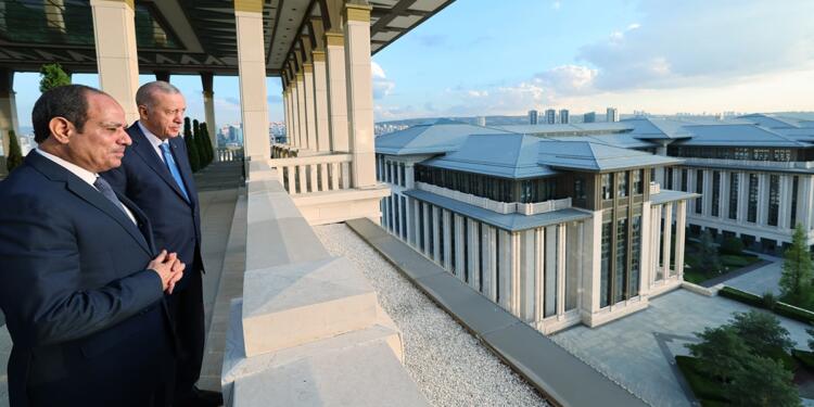 Erdoğan ve Sisi 17 anlaşmaya imza attı