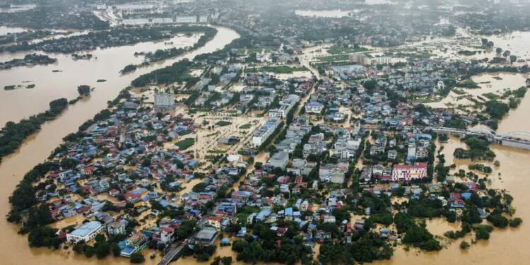 Vietnam’da sellerde 143 kişi hayatını kaybetti
