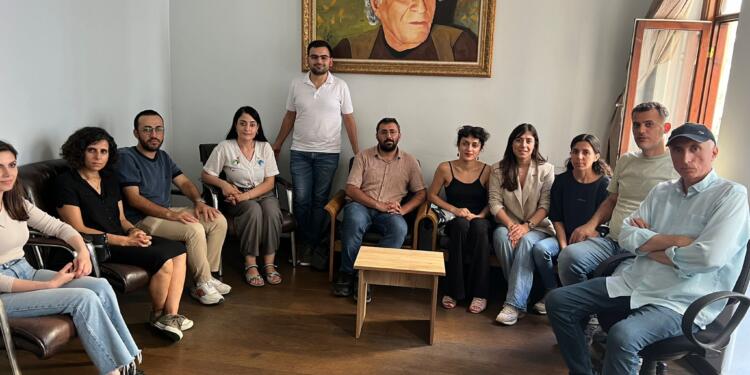 ÖHD’den Özgür Basın’a dayanışma ziyareti