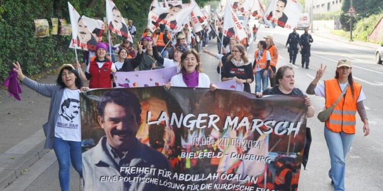 Uzun Yürüyüş devam ediyor