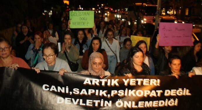 Kadınlar katliamları protesto etti: Yeter artık