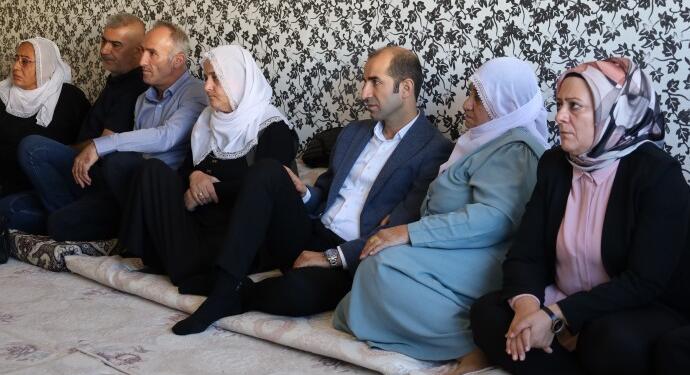 Bayındır: En büyük direniş cezaevlerinde