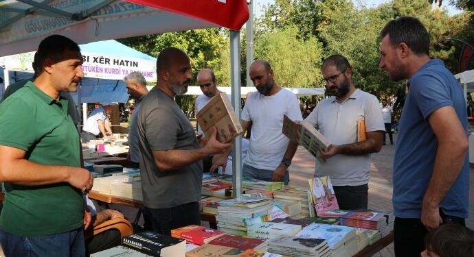 Kürtçe Kitap Fuar’ının startı verildi: Kürtçe yaşayın