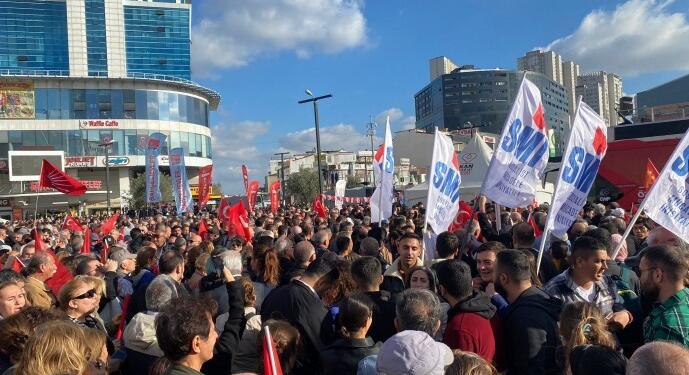 DEM Parti ve CHP heyeti Esenyurt’tan seslendi: Kayyım rejimine izin vermeyelim