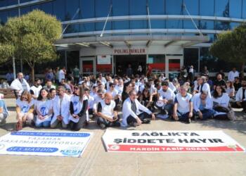 Mêrdîn’de doktora şiddet protestosu