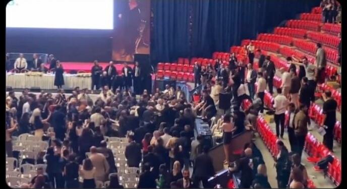 Ankara Barosu Genel Kurulu’nda ‘tecride’ karşı mücadele vurgusu