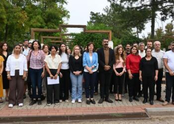 Dünya Kız Çocukları Günü: Çocuklara karşı hak ihlalleri çeşitlenerek artıyor