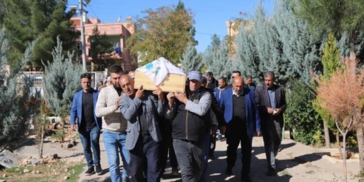 Tutsak Mizgin Acar’ın cenazesi sloganlar eşliğinde defnedildi