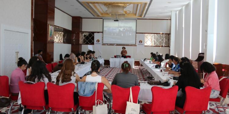 Amed’te ‘Bir Başka Siyaset Okulu’ çalıştayı düzenlendi