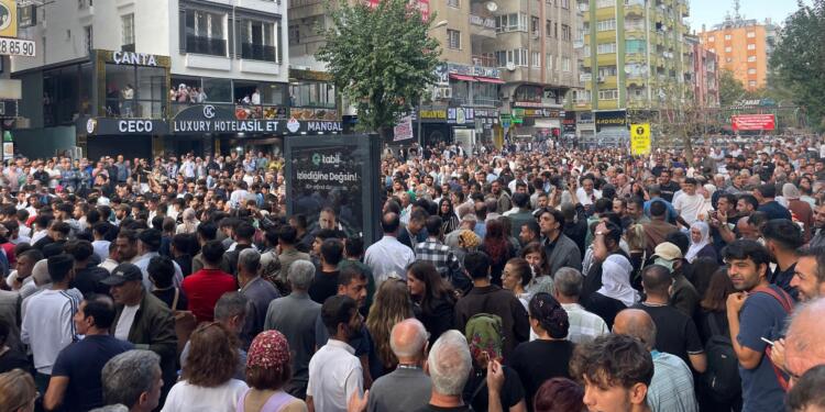 ‘Halklar, çözümün muhataplarına tarihi bir sorumluluk verdi’