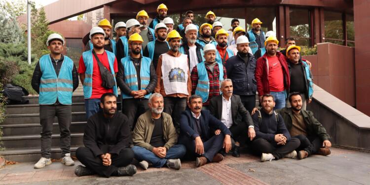 Direnişteki Fernas işçileri Soma’ya doğru yola çıktı