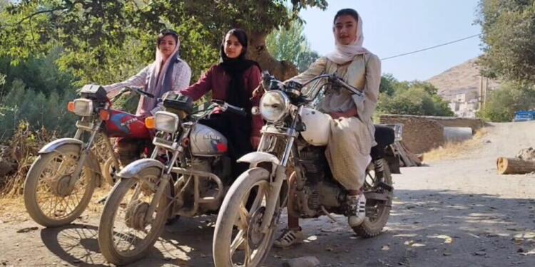 Bêsaran’ın motosikletli kadınları