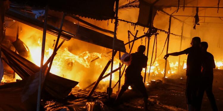 İsrail Gazze’de hastaneye sığınan sivilleri vurdu: 3 ölü, 40 yaralı