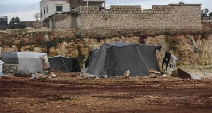 İdlib’de kadınlar su yokluğundan dolayı saçlarını kesiyor