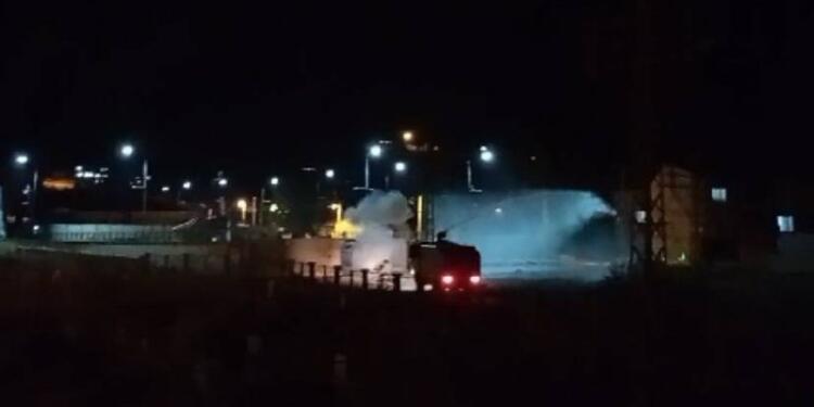 Gever’de gençler komployu protesto etti